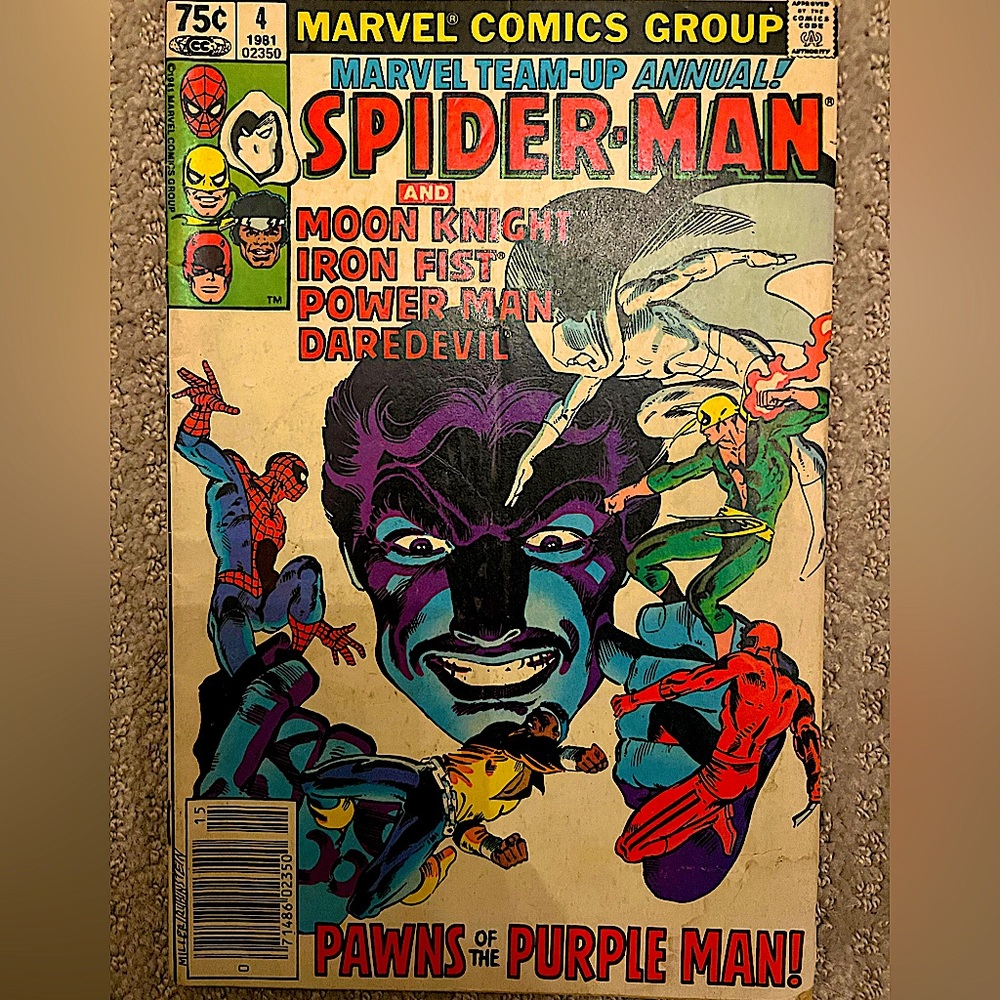 MARVEL TEAM-UP ANNUAL #4 "PAWNS OF THE PURPLE MAN!"